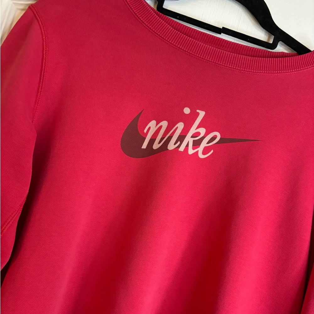Nike Red Sweatshirt - Picture 2 of 3